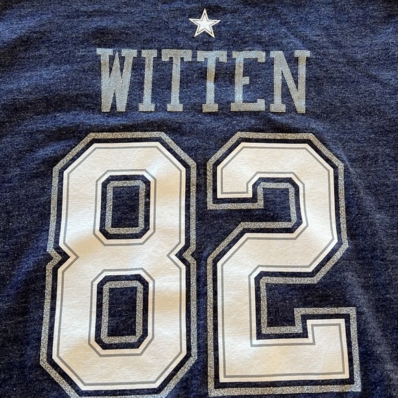 Dallas Cowboys “82 Witten” v-neck tee - Picture 5 of 6